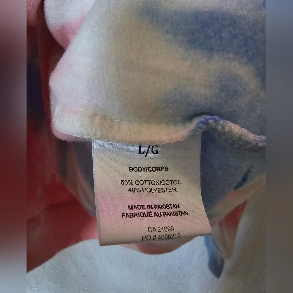 Care Bears sweater- Women's Size Large - Picture 4 of 7